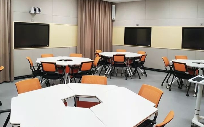 落實師德師風(fēng)建設(shè)主體責(zé)任  全體教職工共筑教育新高地