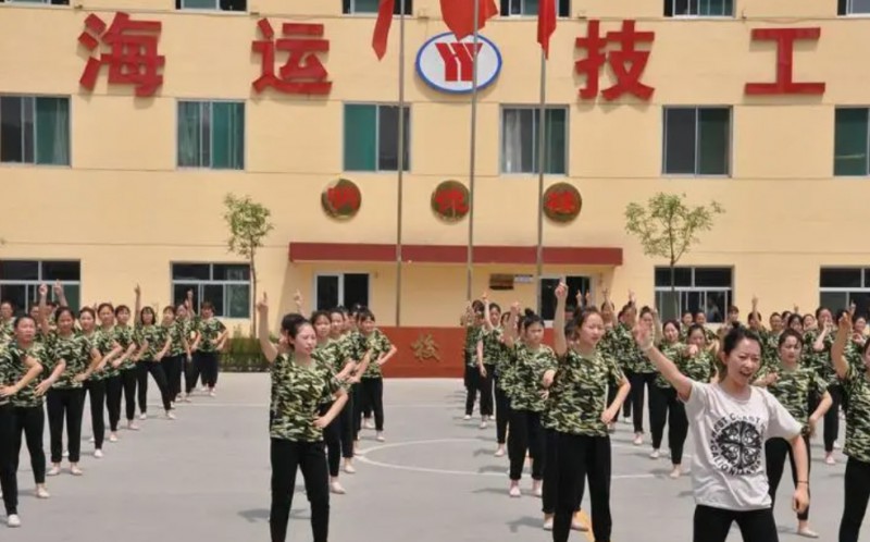 山西2025年讀鐵路學(xué)校多少錢
