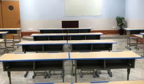 曹妃甸職教中心黨總支書記王寶元到保定技師學(xué)院交流指導(dǎo)